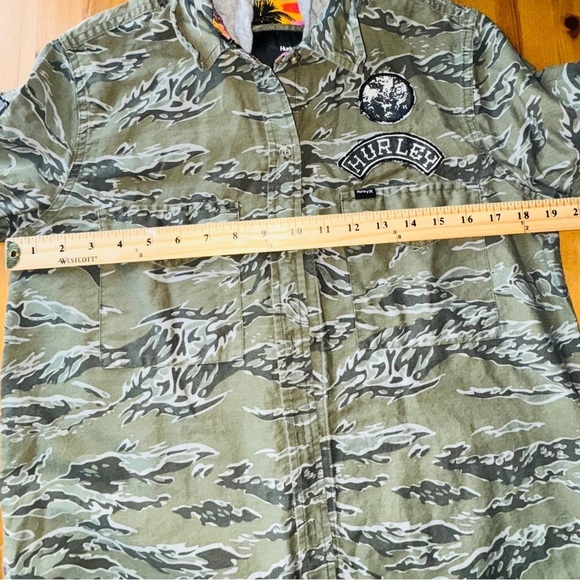 Hurley camouflage hooded shirt - Picture 5 of 6